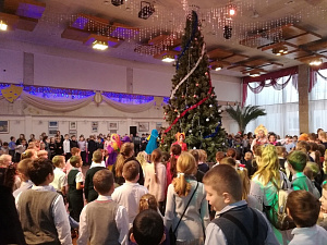Новогодний марафон  ёлок в ДК "Тольятти"